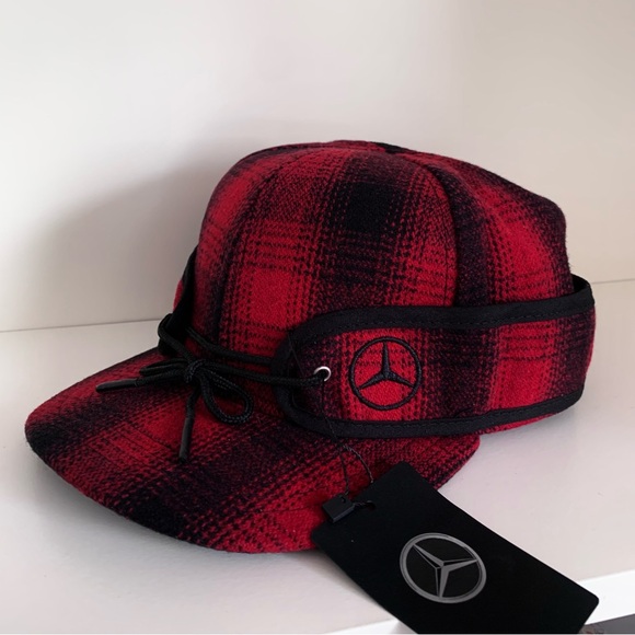 Mercedez Benz wool hat - Picture 1 of 16